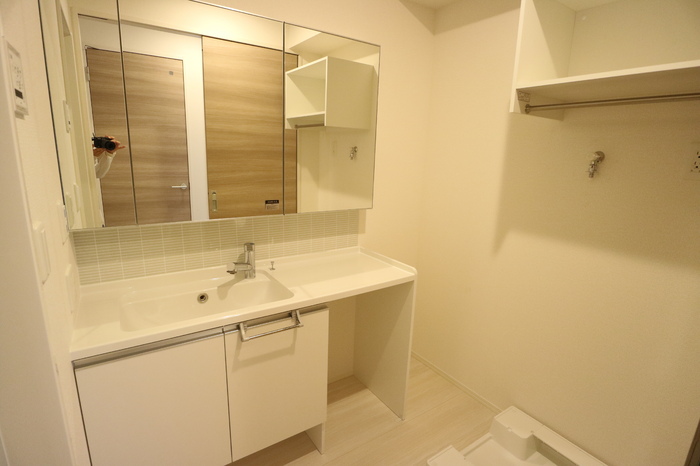 洗面設備　洗髪洗面化粧台