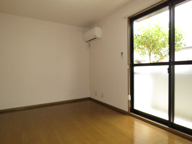 居室・リビング　洋室1