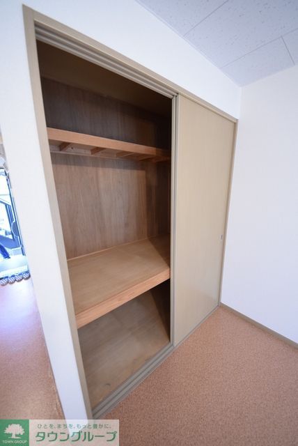 収納　押入れ