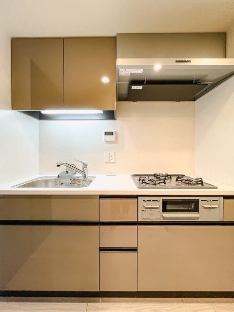 キッチン　※写真は同タイプ住戸です。