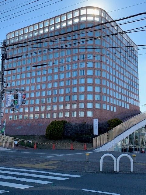 役所　福生市役所（役所）まで600m