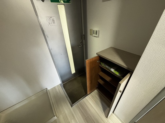 玄関　※他部屋のお写真になります