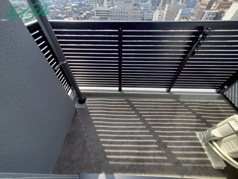 バルコニー　同型参考写真