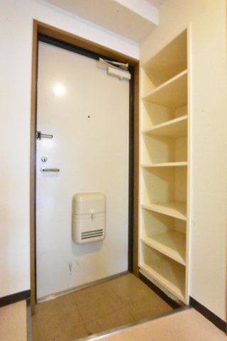 玄関　別号室の画像です。ご参考下さい