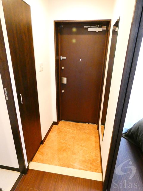 玄関　モデルルーム