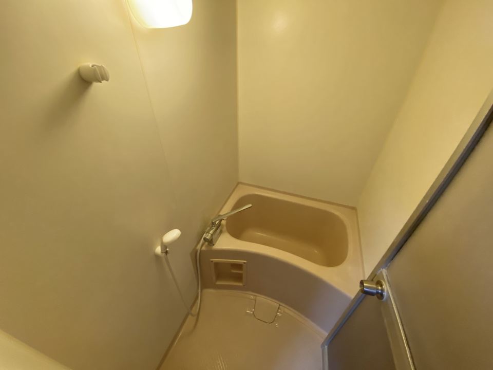 バス・シャワールーム　サーモ式で温度調節が楽々です