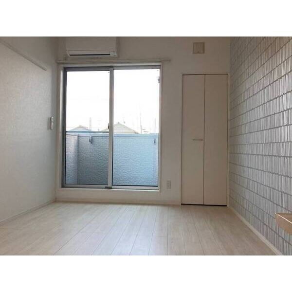 居室・リビング　別室の参考写真です。※現況優先