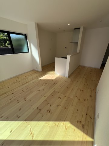 宮本町大将軍橋戸建の居間写真