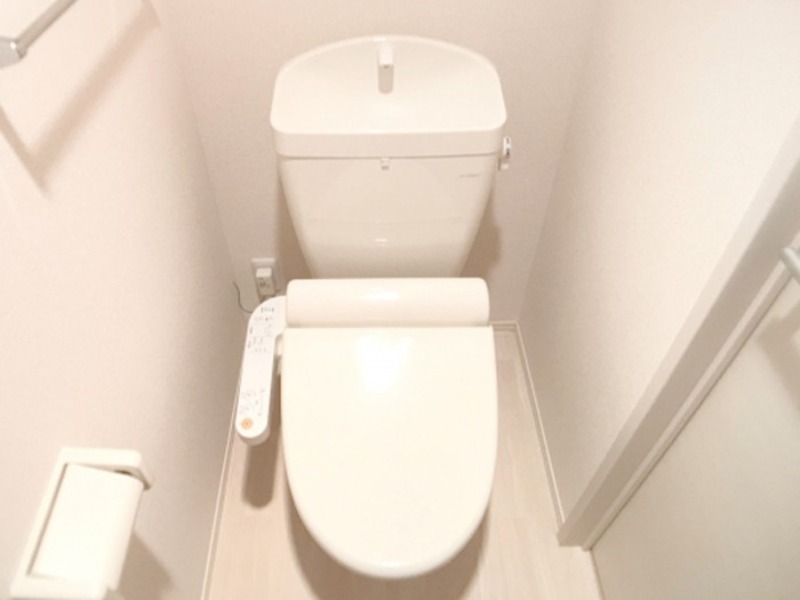 トイレ　図面と現状に相違がある場合には現状を優先