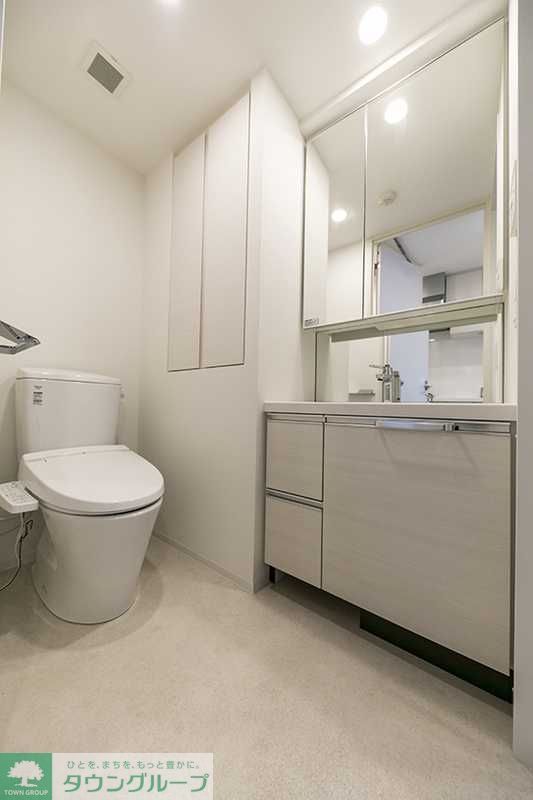 トイレ　エントランス