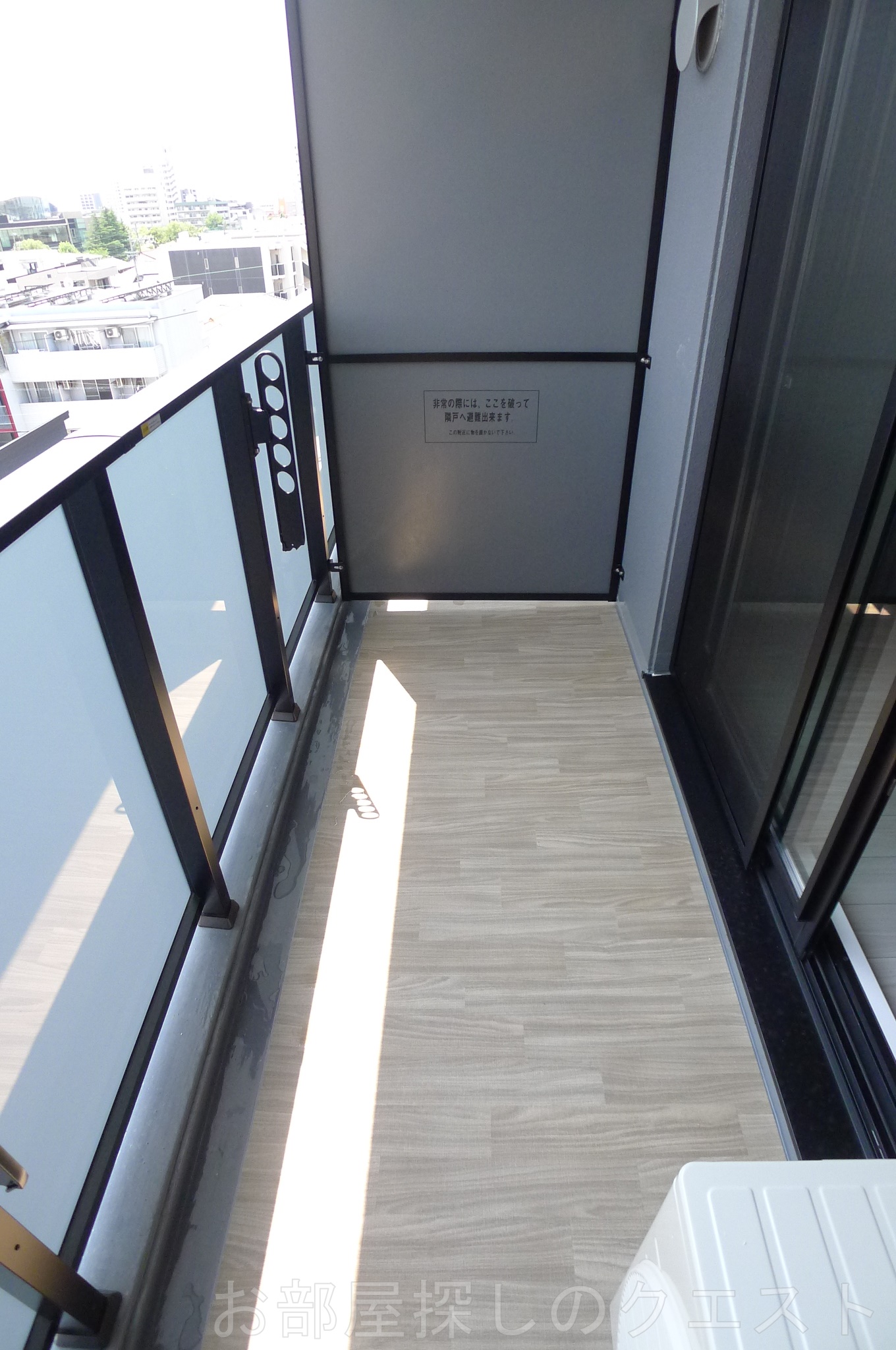 バルコニー　（写真は同タイプ）