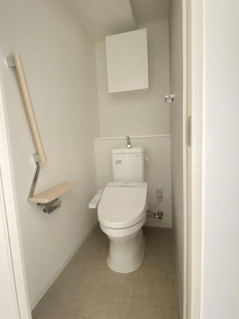 トイレ　お問合せは(株)タウンハウジングレジデンス事業部までお問合…