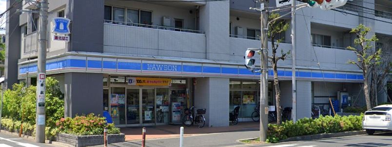 コンビニ　ローソン 新城中町店（コンビニ）まで524m