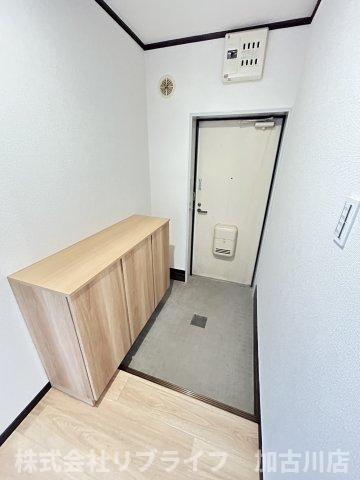 玄関　14号室参照