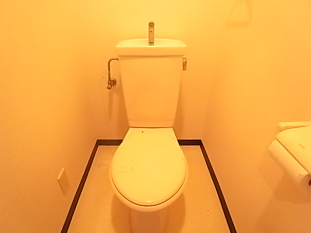 トイレ　※写真は別部屋イメージです。