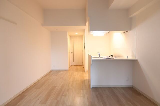 居室・リビング　※別室の参考写真の為、現況優先です。