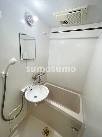 バス・シャワールーム　お風呂です