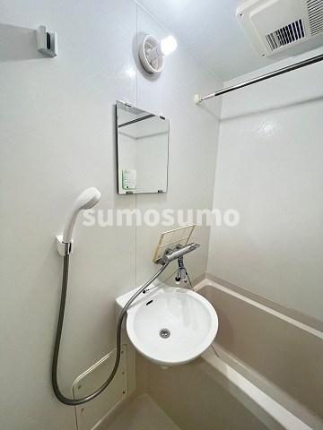 洗面設備　広い洗面スペース