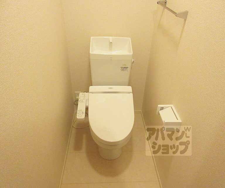 トイレ　ウォシュレット完備