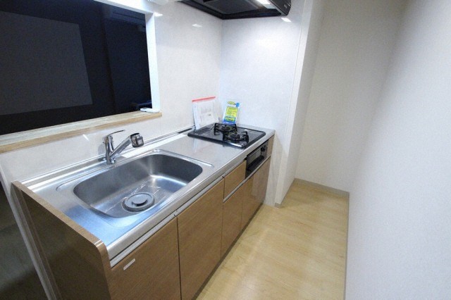 キッチン　人気の対面システムキッチンタイプです！