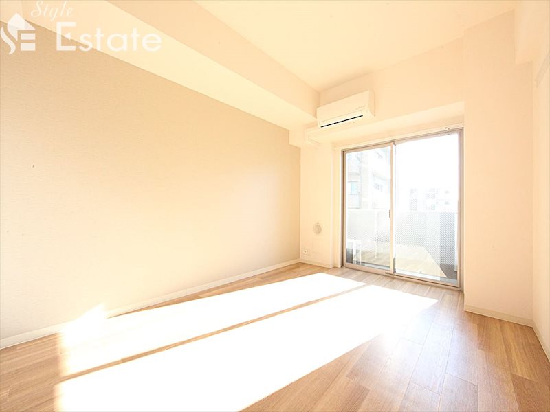 居室・リビング　内装