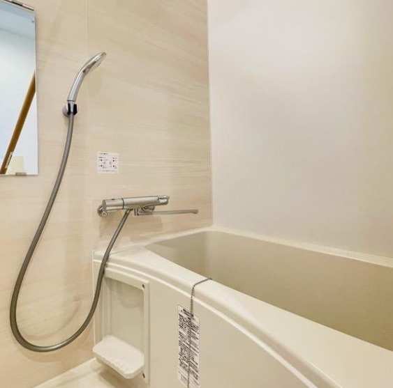 バス・シャワールーム　別部屋の写真を使用しております。