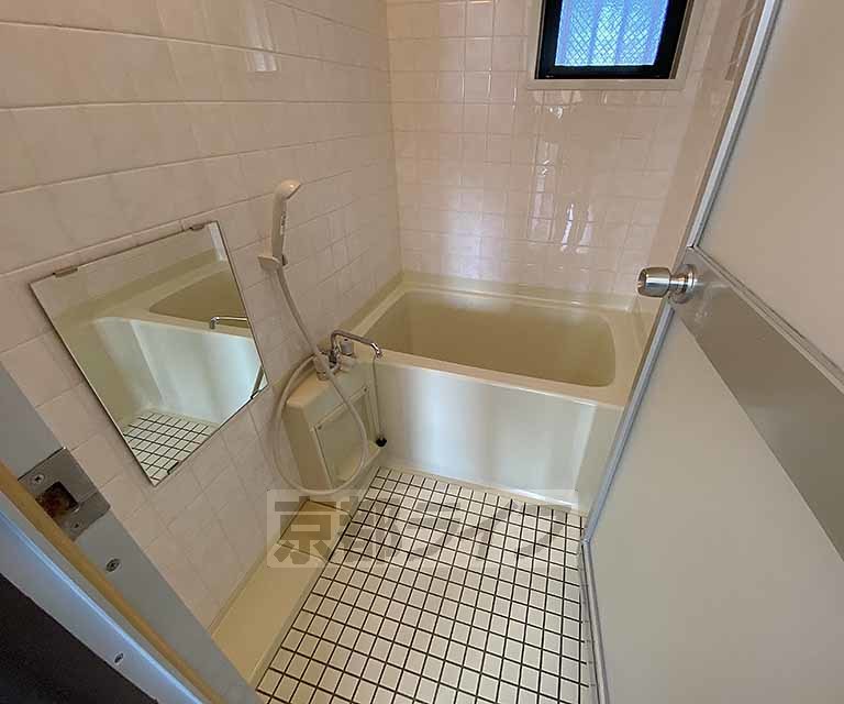 バス・シャワールーム　セパレートタイプがご好評頂いております。