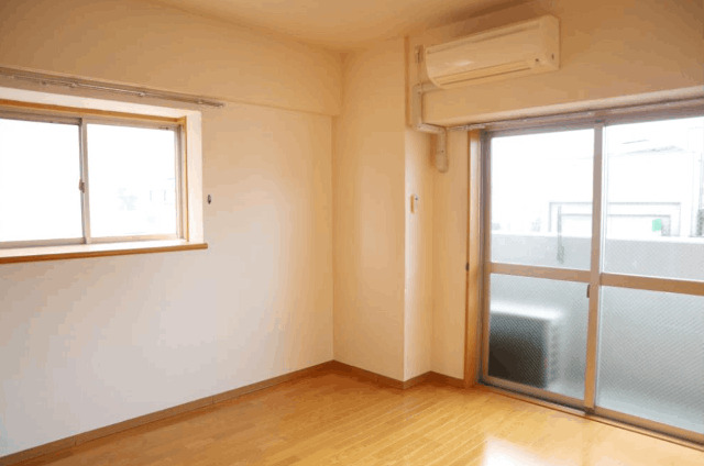 居室・リビング　※別部屋参考写真