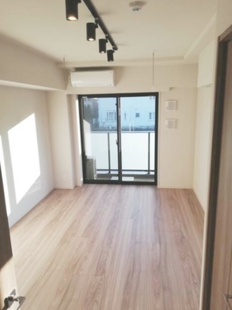 居室・リビング　同仕様写真