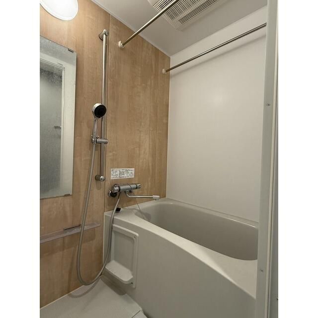 バス・シャワールーム　※別部屋参考写真