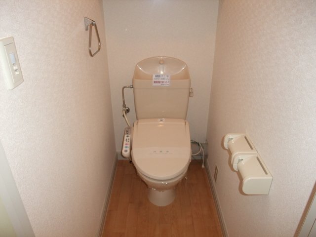 トイレ　トイレ