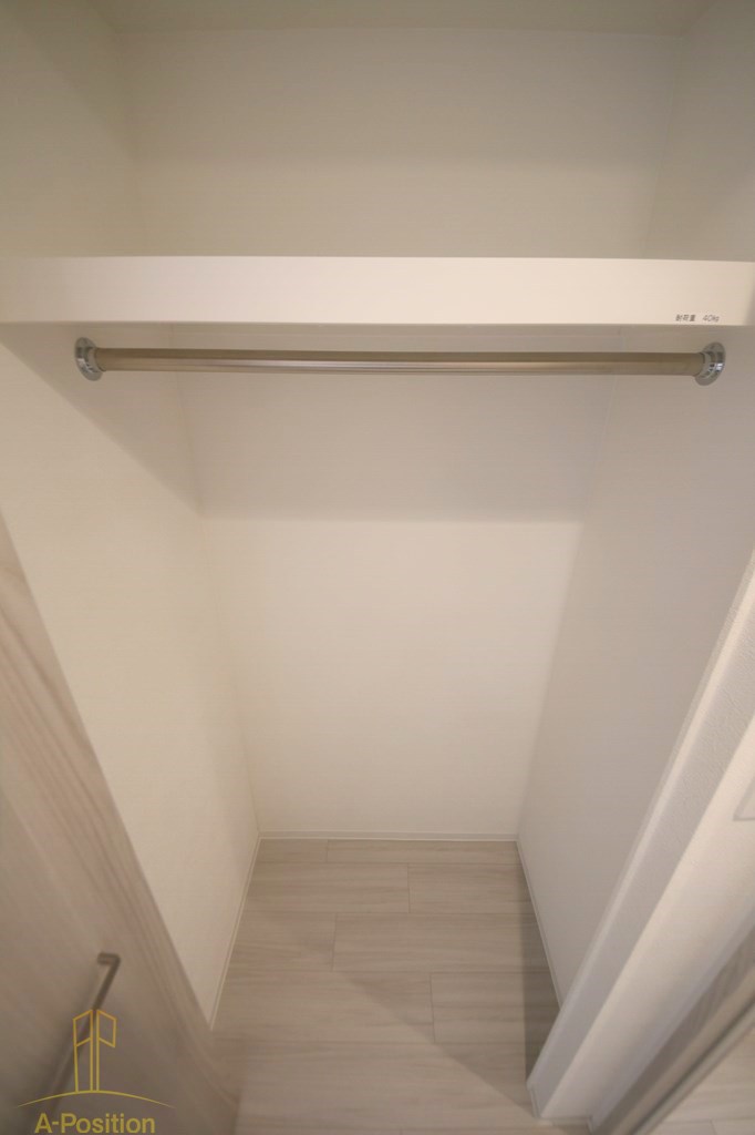 収納　プレサンス野江内代ペルティエ