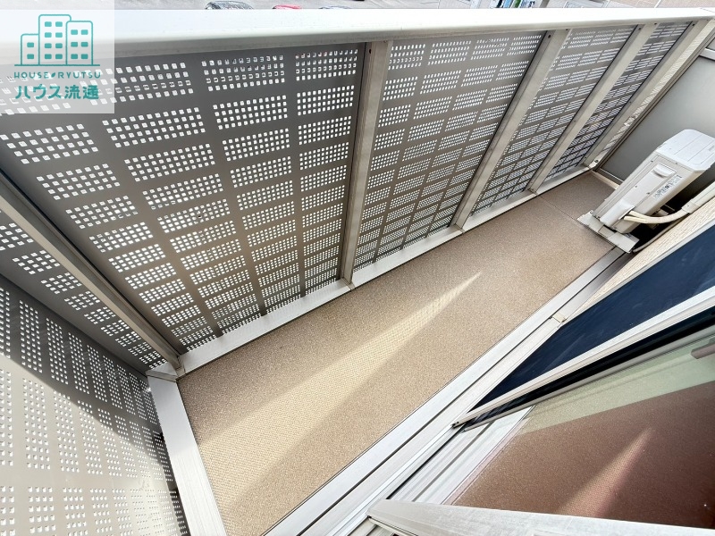 バルコニー　※別号室のお写真です