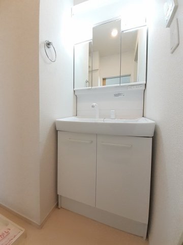 洗面設備　使いやすい洗面所です