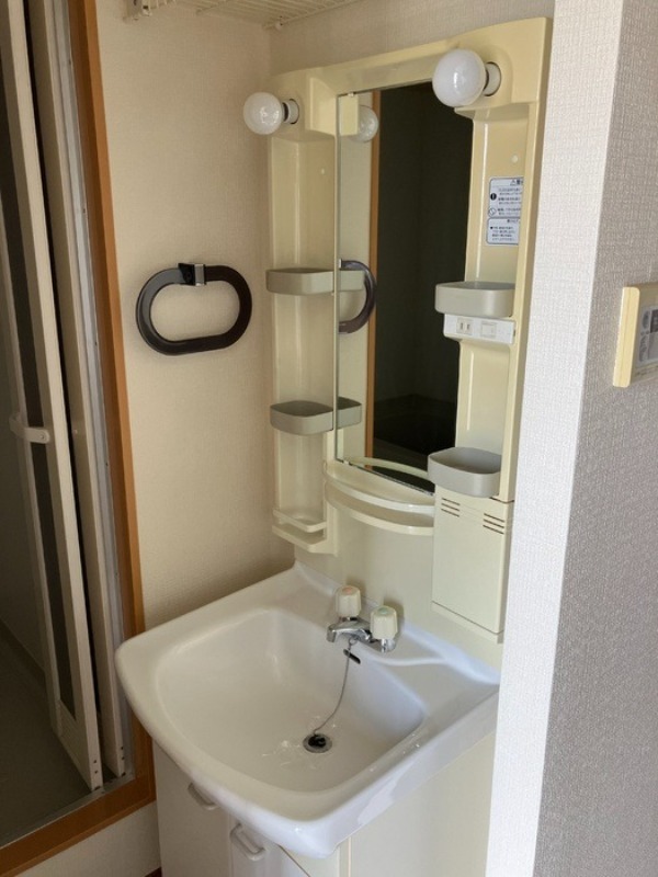 洗面設備　図面と現状に相違がある場合には現状を優先