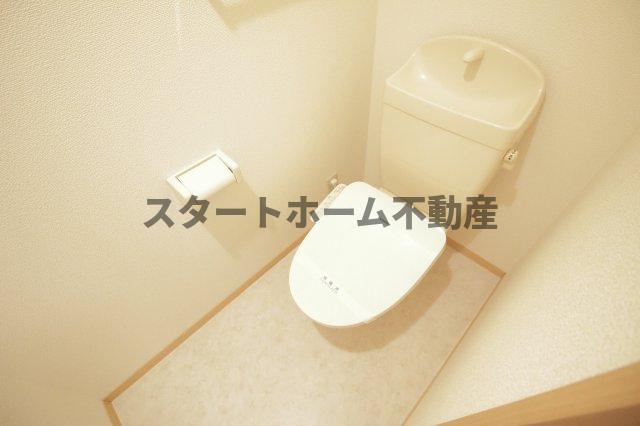 トイレ　コンパクトで使いやすいトイレです
