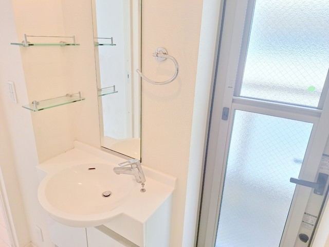 洗面設備　★おしゃれな独立洗面台★