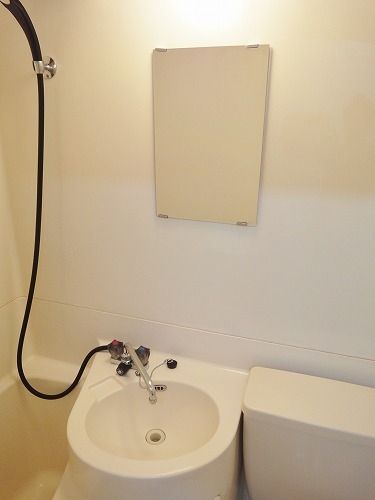 洗面設備　同建物別号室参考写真