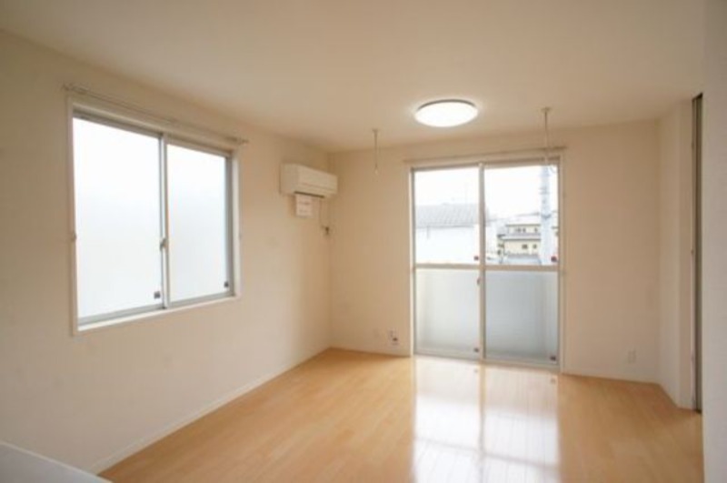 居室・リビング　図面と現状に相違がある場合には現状を優先