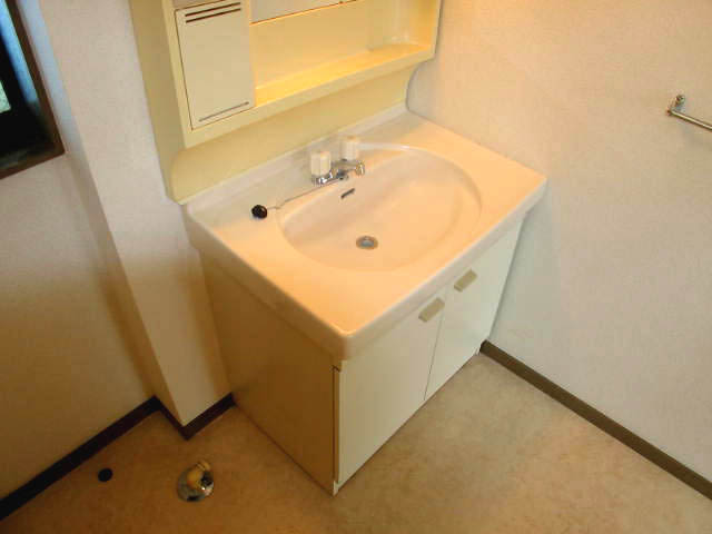 洗面設備　他室参照