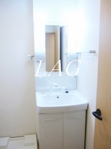 洗面設備　独立洗面台です。