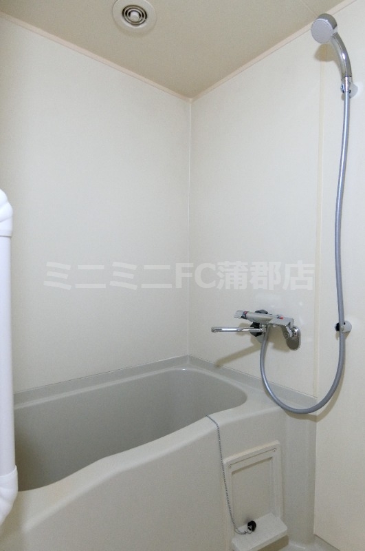 バス・シャワールーム　同タイプ