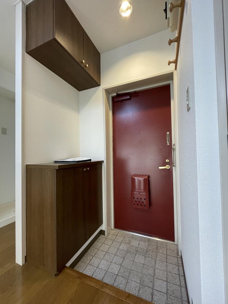 玄関　レジデンス水村　清瀬市野塩　秋津駅　新秋津駅　賃貸マンション