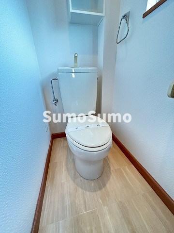 トイレ　落ち着いたトイレです