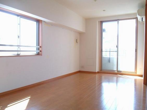 居室・リビング　別部屋参考写真