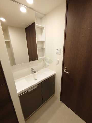 洗面設備　別間取り参考写真