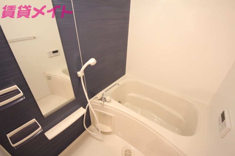 バス・シャワールーム　同型別部屋参考写真です