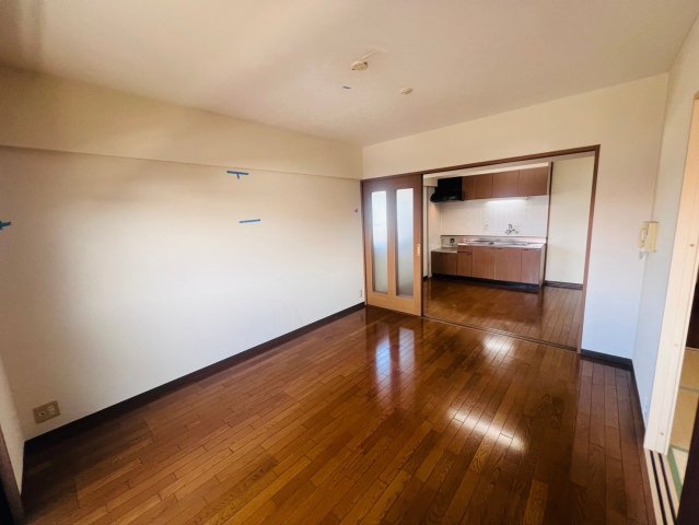 居室・リビング　※室内画像は別号室のもの