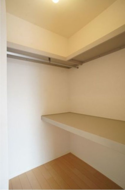 収納　図面と現状に相違がある場合には現状を優先