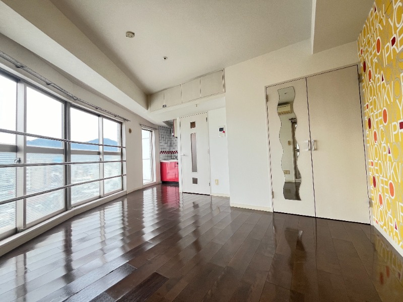 居室・リビング　別号室イメージ